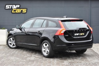 Volvo V60 2.0 D2 88kW MANUÁL*NAVI*S 2018