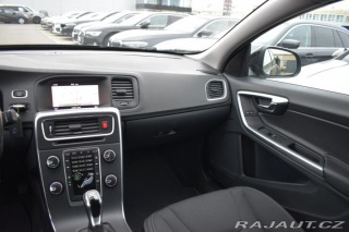 Volvo V60 2.0 D2 88kW MANUÁL*NAVI*S 2018