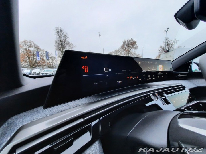 Peugeot 3008 ALLURE Hybrid 136 e-DCS6 2025