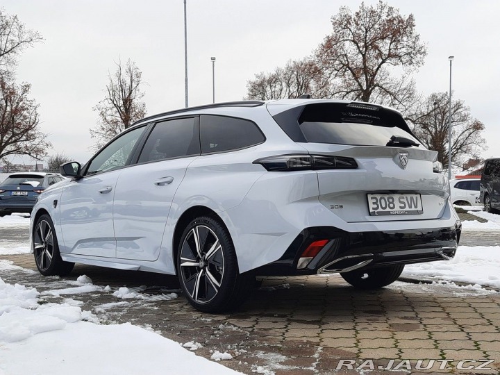Peugeot 308 SW GT 1,2 PT 130k EAT8 2025