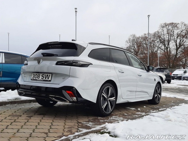 Peugeot 308 SW GT 1,2 PT 130k EAT8 2025
