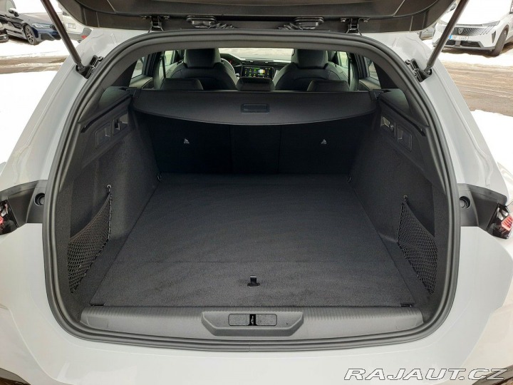 Peugeot 308 SW GT 1,2 PT 130k EAT8 2025