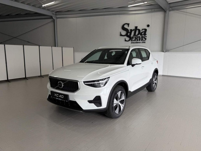 Volvo XC40 B3 2.0L 163 HP AT7 FWD CO