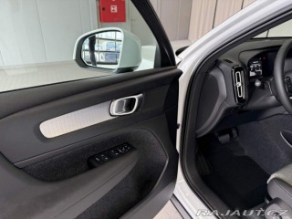 Volvo XC40 B3 2.0L 163 HP AT7 FWD CO 2025