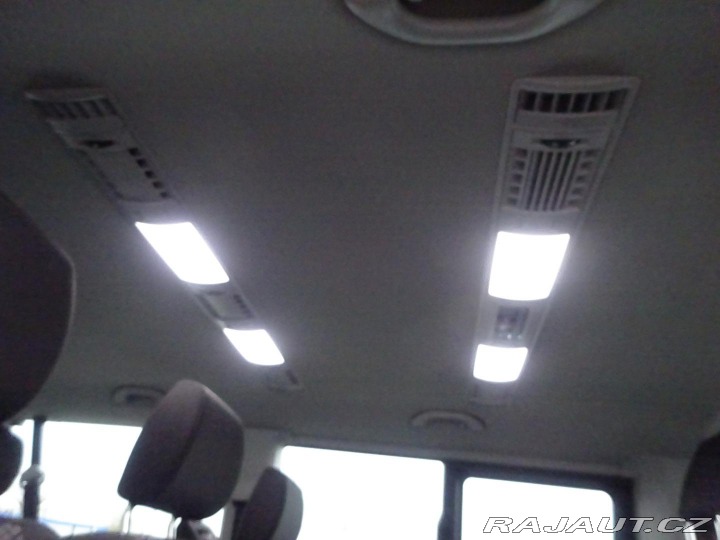 Volkswagen Caravelle 2.0TDI 110kW DSG 7 DPH SE 2021