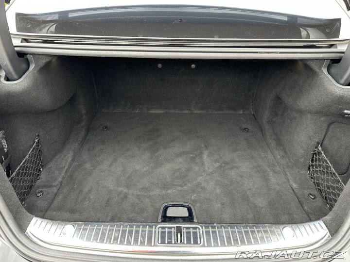 Mercedes-Benz S REZERVOVÁNO, S560 4Matic 2017