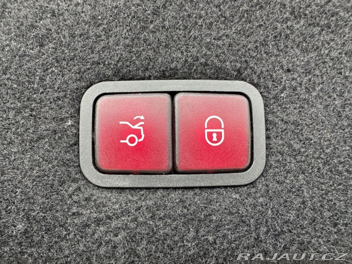 Mercedes-Benz S REZERVOVÁNO, S560 4Matic 2017