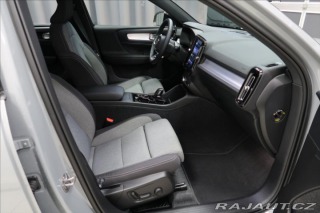 Volvo XC40 2,0 B3 Plus Dark AUT 2024