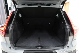 Volvo XC40 2,0 B3 Plus Dark AUT 2024