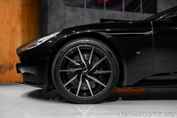 Aston Martin DB11 5.2 V12 2019