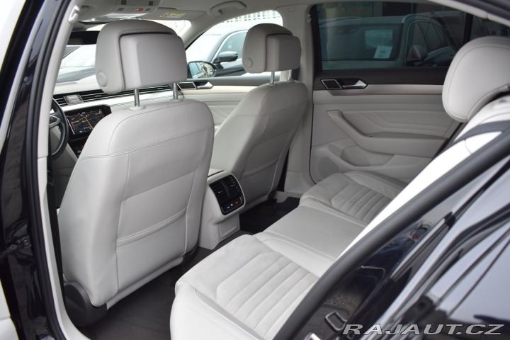 Volkswagen Passat TSI 206kW 4M*VIRTUAL*DPH* 2021