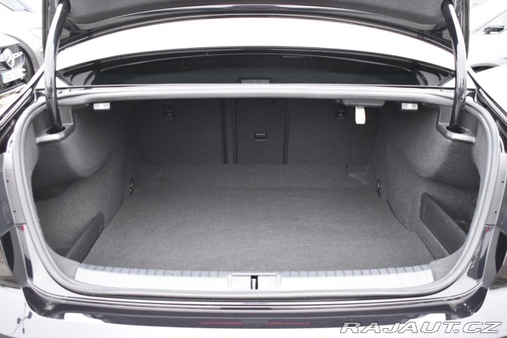 Volkswagen Passat TSI 206kW 4M*VIRTUAL*DPH* 2021
