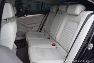 Volkswagen Passat TSI 206kW 4M*VIRTUAL*DPH* 2021