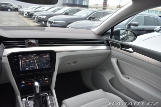 Volkswagen Passat TSI 206kW 4M*VIRTUAL*DPH* 2021