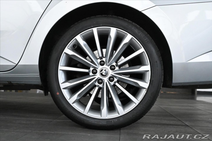 Škoda Superb 2,0 TDI 110 kW DSG STYLE 2022