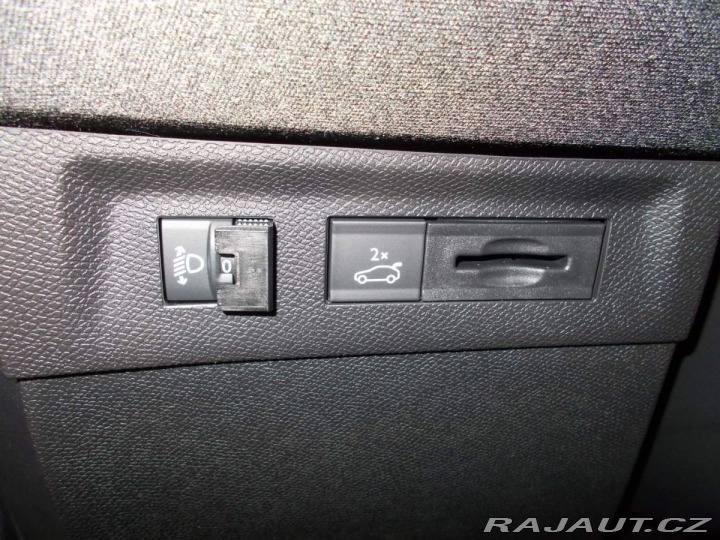 Opel Grandland Novy Edition Hybrid 1.2 T 2025