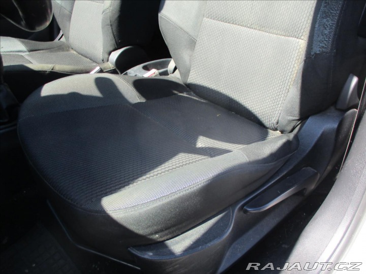 Peugeot 207 1,4 i 75k Active LPG Klim 2012