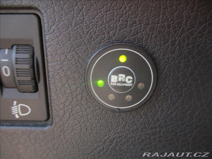 Peugeot 207 1,4 i 75k Active LPG Klim 2012