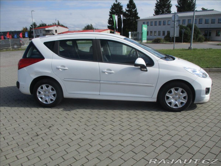 Peugeot 207 1,4 i 75k Active LPG Klim 2012