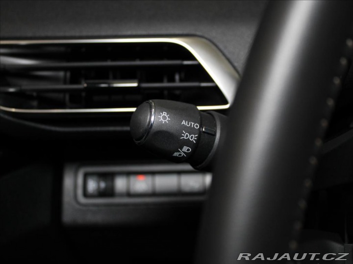 Peugeot 5008 1,5 HDi AT Allure PACK 7. 2024