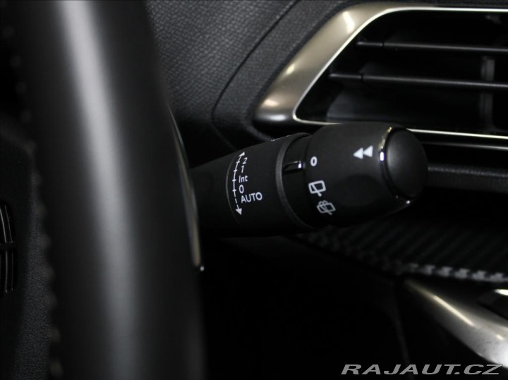 Peugeot 5008 1,5 HDi AT Allure PACK 7. 2024