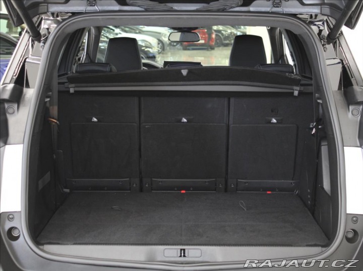 Peugeot 5008 1,5 HDi AT Allure PACK 7. 2024