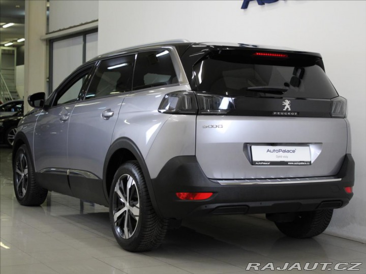 Peugeot 5008 1,5 HDi AT Allure PACK 7. 2024