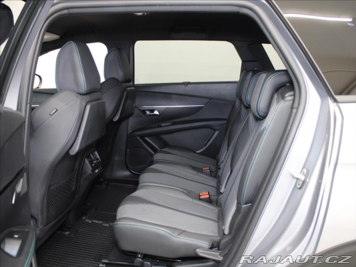 Peugeot 5008 1,5 HDi AT Allure PACK 7. 2024