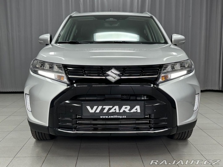 Suzuki Vitara 1,4 Elegance 4x4. Zimní k 2026