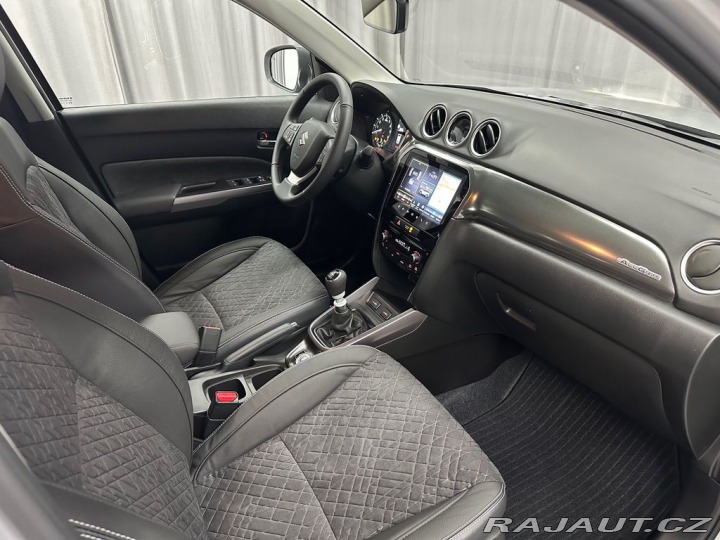 Suzuki Vitara 1,4 Elegance4x4-vůz do vý 2026