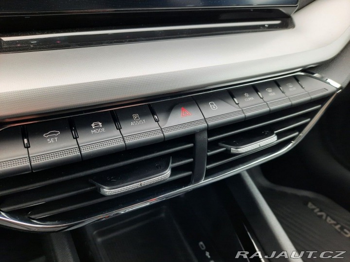 Škoda Octavia 1,5e-TEC 150k DSG 2023
