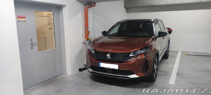 Peugeot 5008 2021