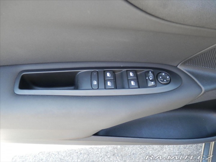 Citroën C4 1,2 PT 96kW Pure Tech VÝ 2014