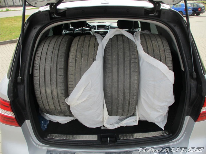 Mercedes-Benz M 2,2 ML250 BlueTEC 4Matic 2012