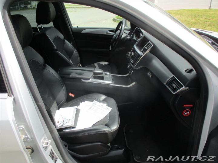 Mercedes-Benz M 2,2 ML250 BlueTEC 4Matic 2012