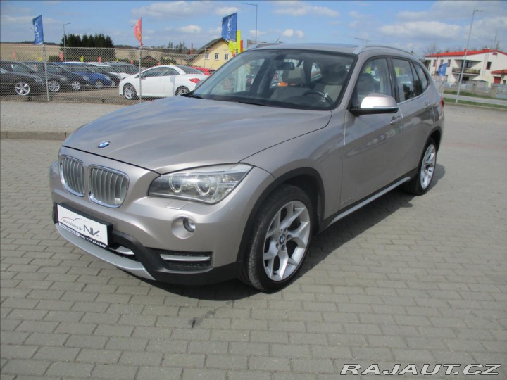 BMW X1 2,0 xDrive18d Futura Pano 2013