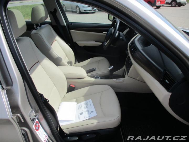BMW X1 2,0 xDrive18d Futura Pano 2013