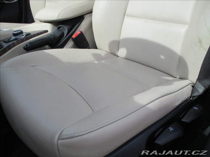 BMW X1 2,0 xDrive18d Futura Pano 2013