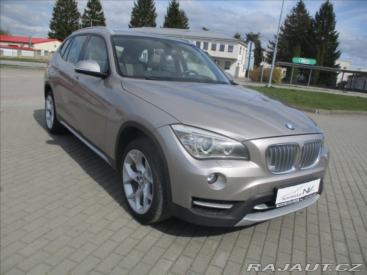 BMW X1 2,0 xDrive18d Futura Pano 2013