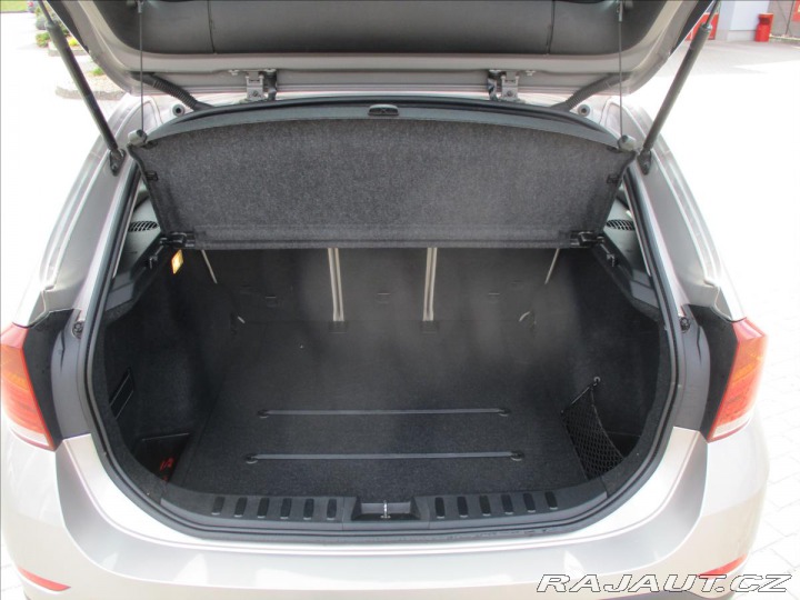 BMW X1 2,0 xDrive18d Futura Pano 2013
