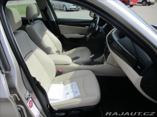 BMW X1 2,0 xDrive18d Futura Pano 2013