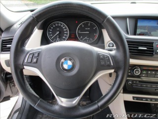BMW X1 2,0 xDrive18d Futura Pano 2013