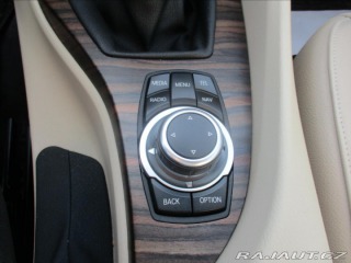 BMW X1 2,0 xDrive18d Futura Pano 2013