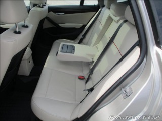 BMW X1 2,0 xDrive18d Futura Pano 2013
