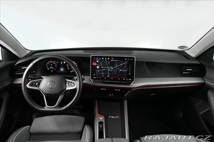 Volkswagen Passat 2,0 TDi 110kW DSG Busines 2024