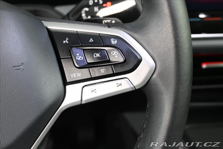 Volkswagen Passat 2,0 TDi 110kW DSG Busines 2024