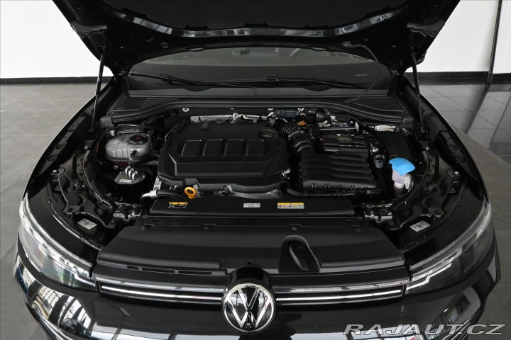 Volkswagen Passat 2,0 TDi 110kW DSG Busines 2024