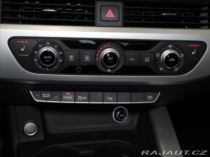 Audi A4 2,0 TDi 140kW 4x4 ACC 113 2017