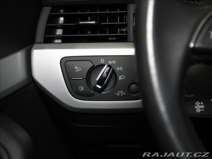 Audi A4 2,0 TDi 140kW 4x4 ACC 113 2017