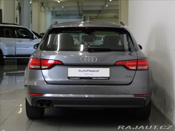 Audi A4 2,0 TDi 140kW 4x4 ACC 113 2017